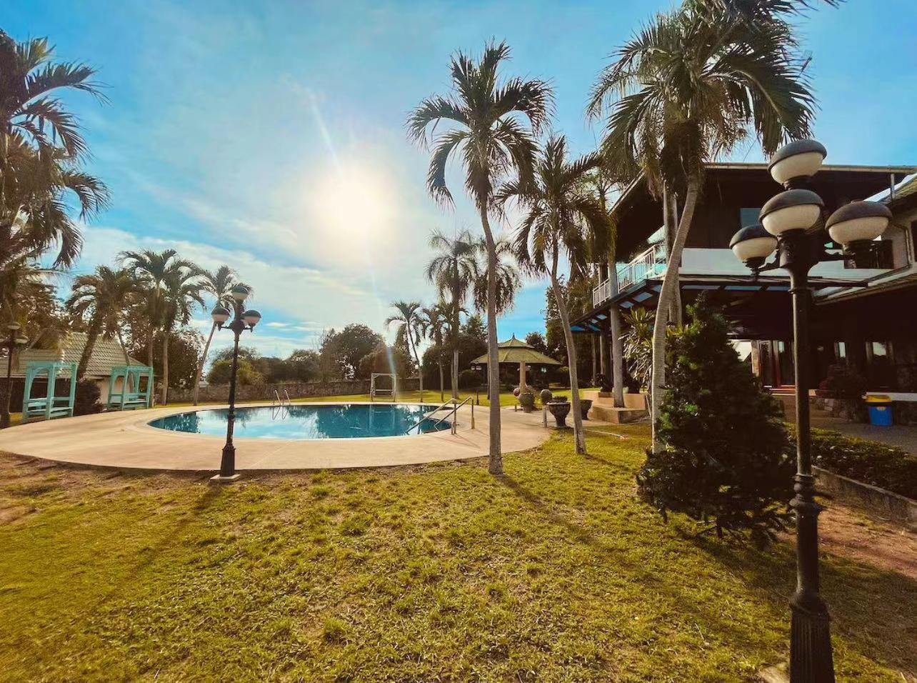 Phoenix Golf 10 Badroom Pool Villa Ban Huai Yai Exterior foto
